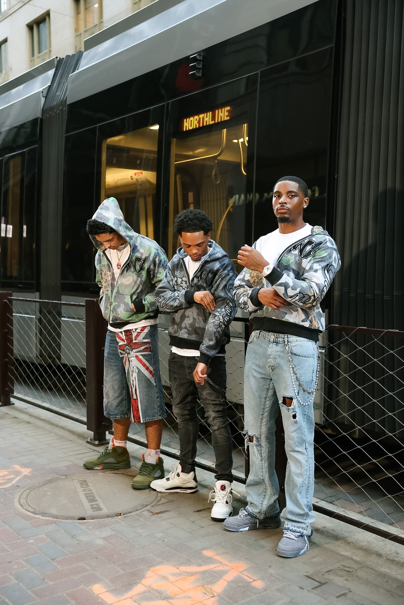 Went Global Zip-up (Black)
